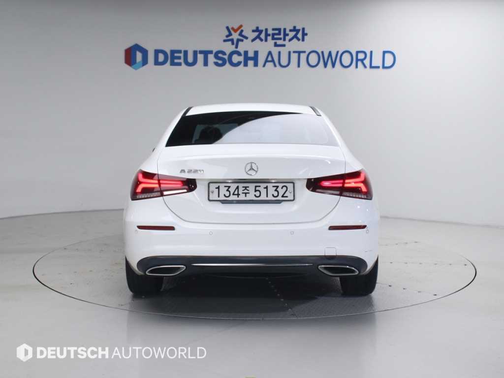 Mercedes Benz A Class - Vista 4