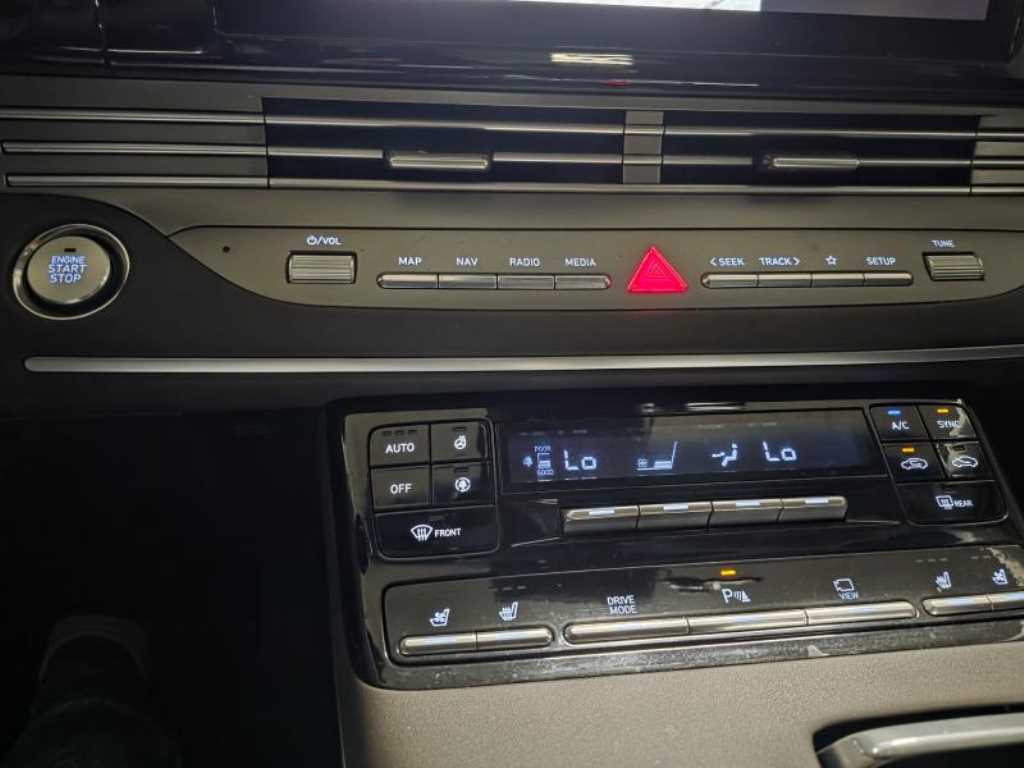 HYUNDAI Grandeur - Vista 8