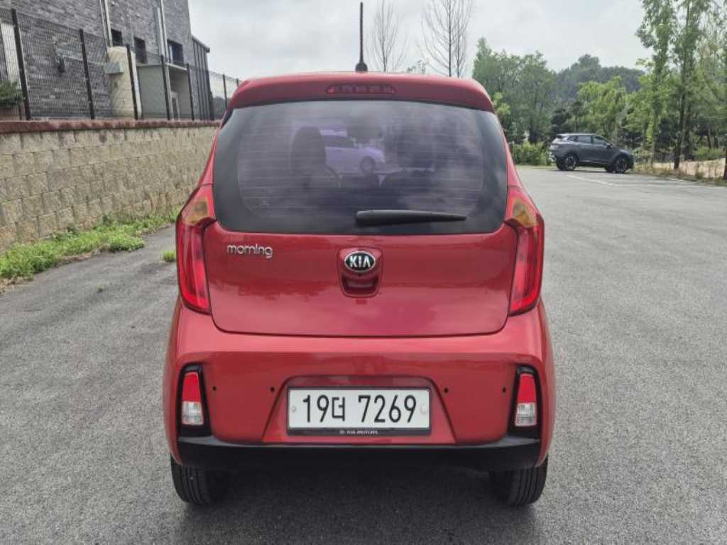 KIA Morning - Vista 4