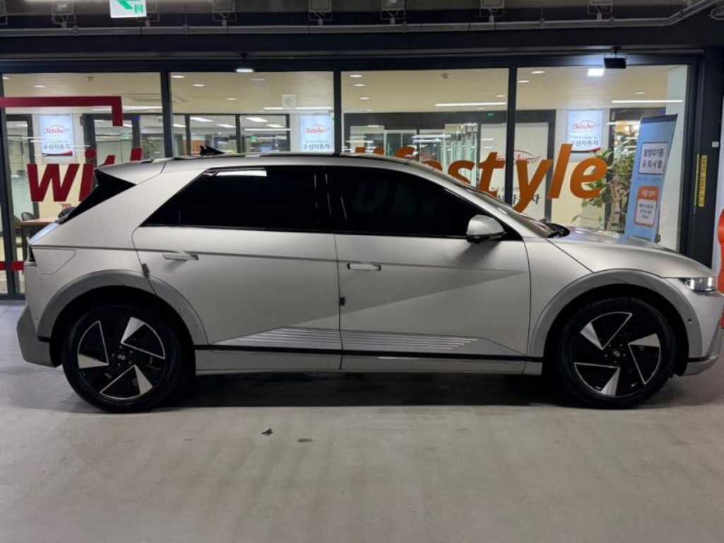 HYUNDAI Ioniq 5 - Vista 3