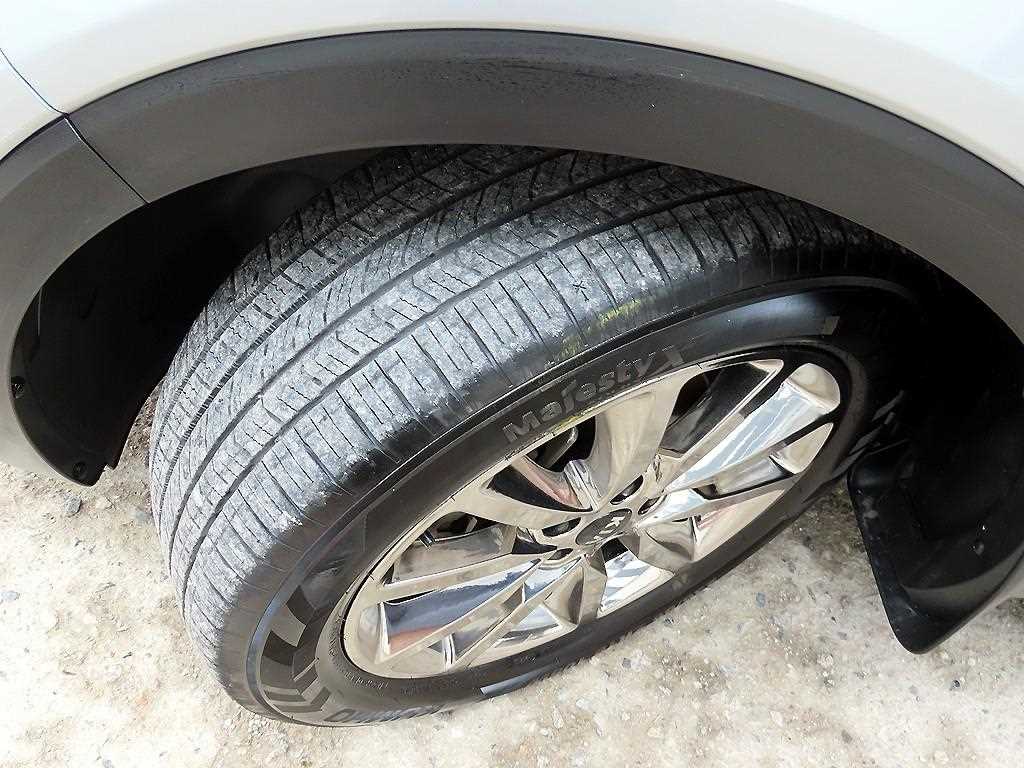 KIA Sorento 2015 Plateado - Importación desde Corea - HF Imports Iquique - Foto 20