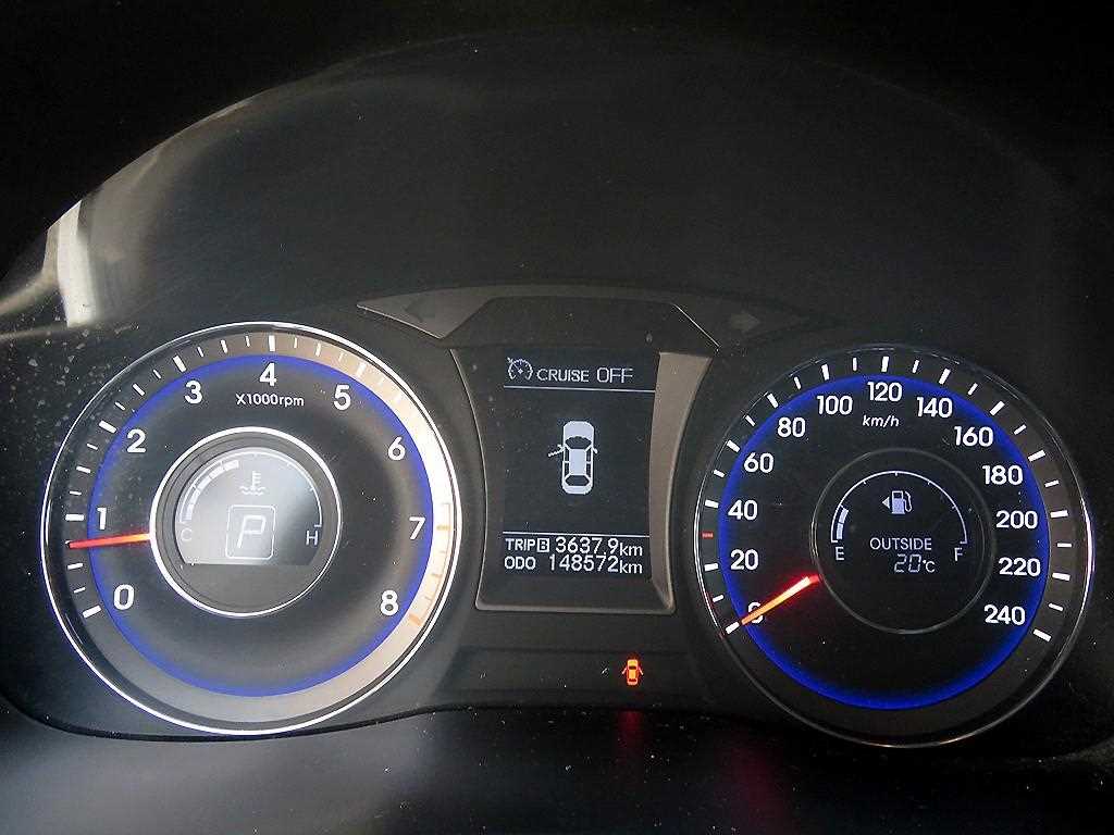 HYUNDAI i40 2012 Gris - Importación desde Corea - HF Imports Iquique - Foto 13