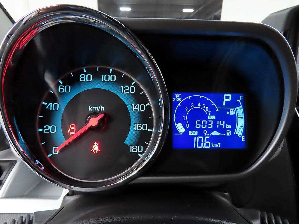 Chevrolet Spark - Vista 8