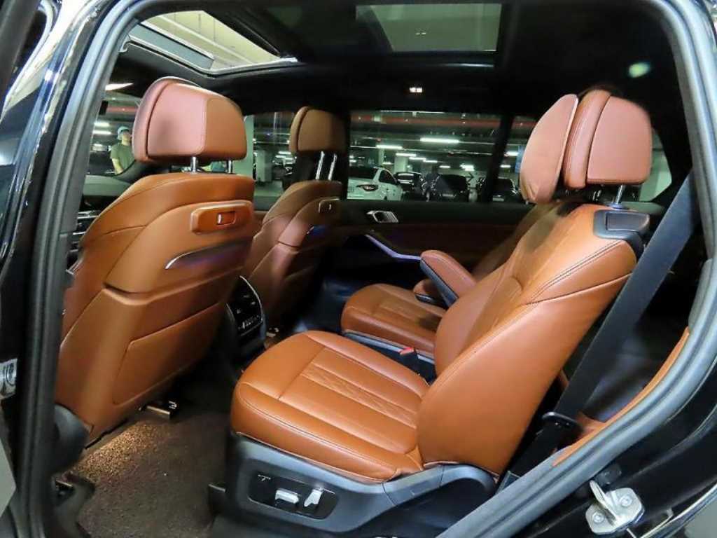 BMW X7 - Vista 7