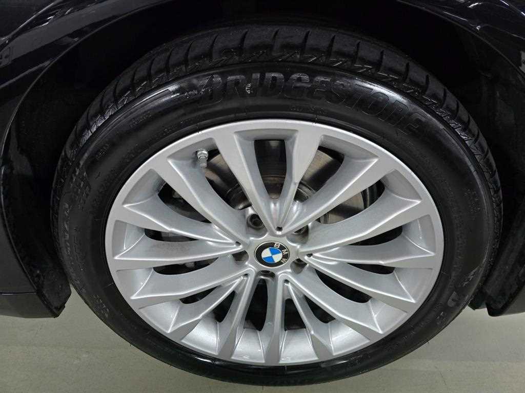 BMW 5 Series 2023 Negro - Importación desde Corea - HF Imports Iquique - Foto 17