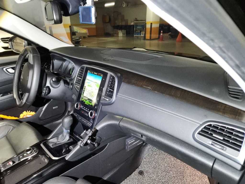 SAMSUNG SM6 - Vista 9