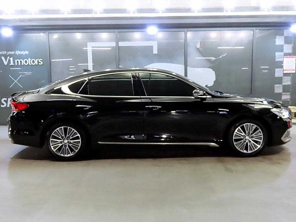 HYUNDAI Grandeur - Vista 3
