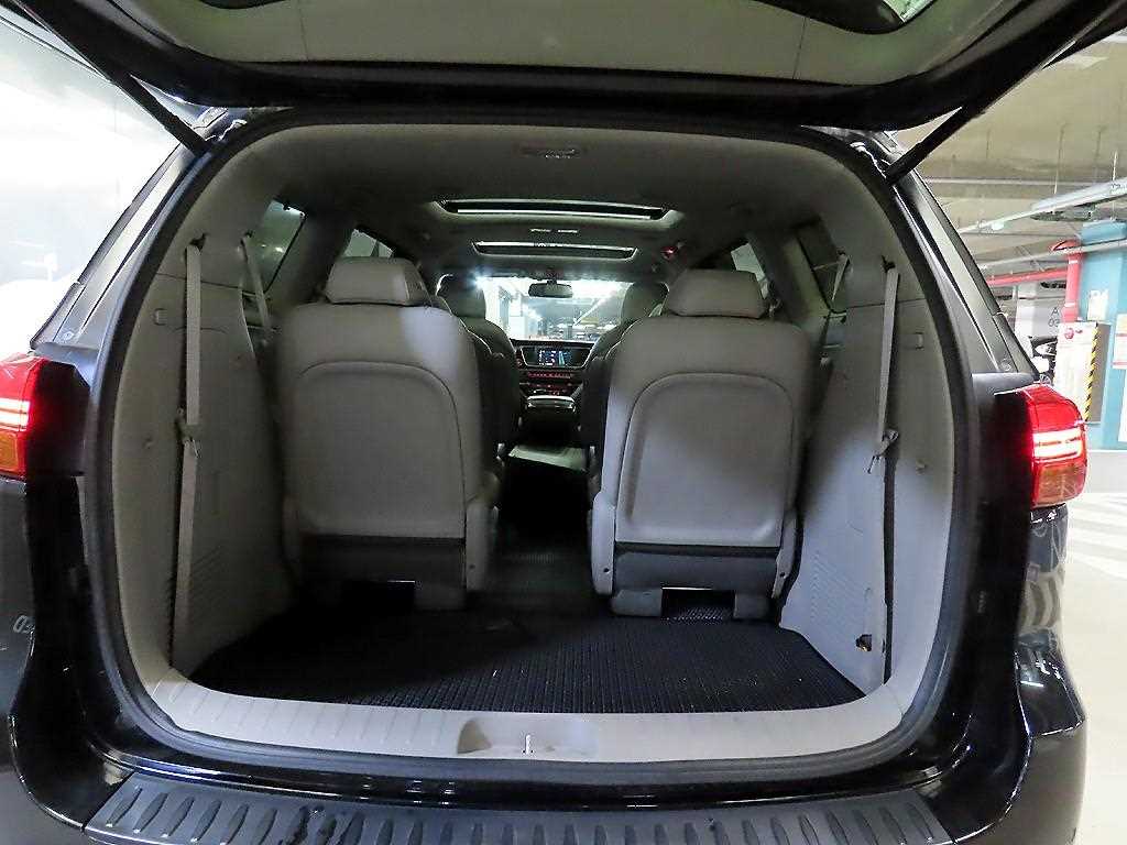 KIA Carnival 2015 Negro - Importación desde Corea - HF Imports Iquique - Foto 17