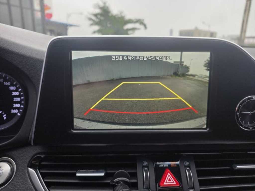 HYUNDAI Grandeur - Vista 8