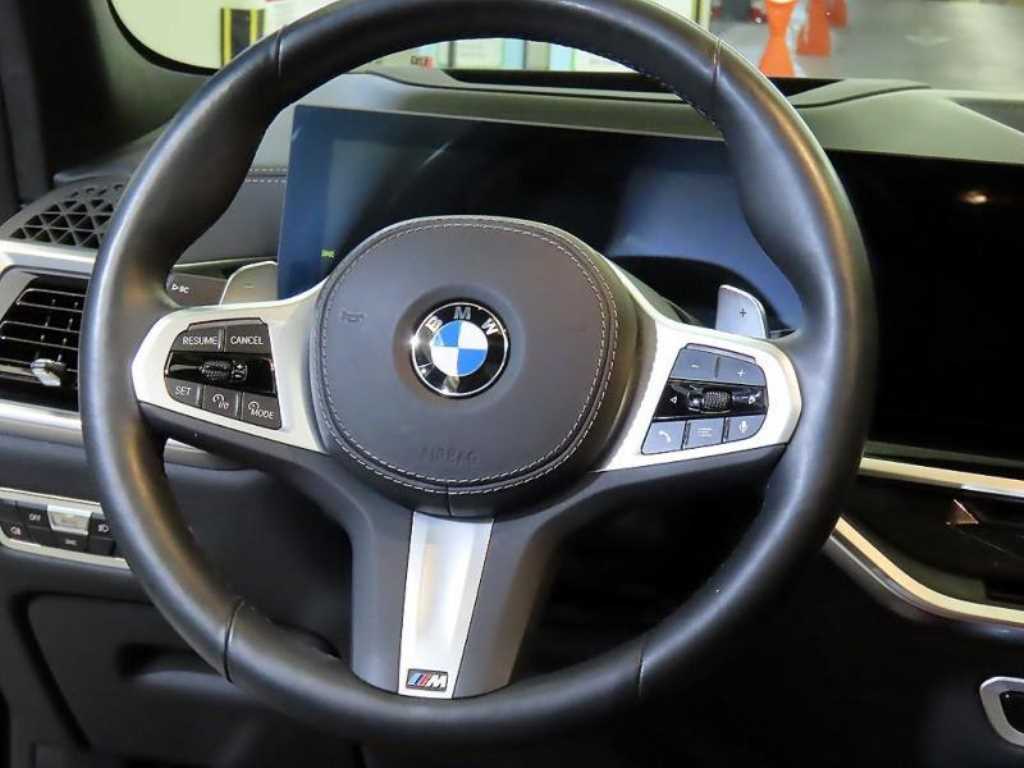 BMW X7 - Vista 8