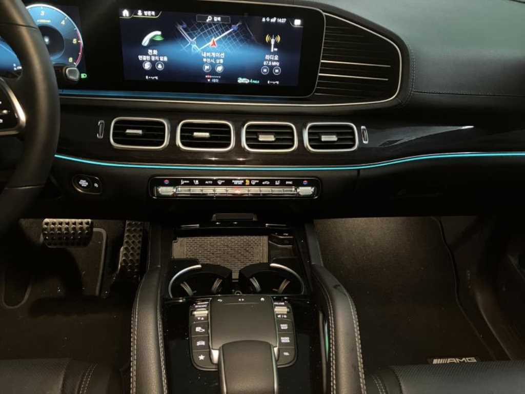 Mercedes Benz GLE Class - Vista 10