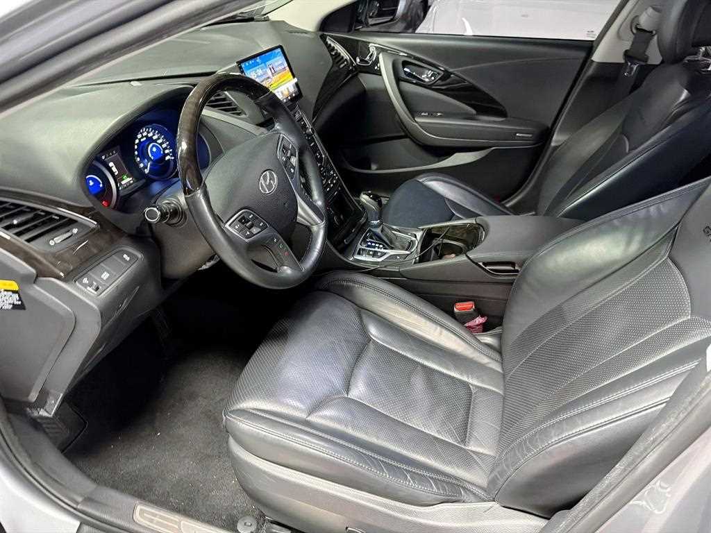 HYUNDAI Grandeur - Vista 8