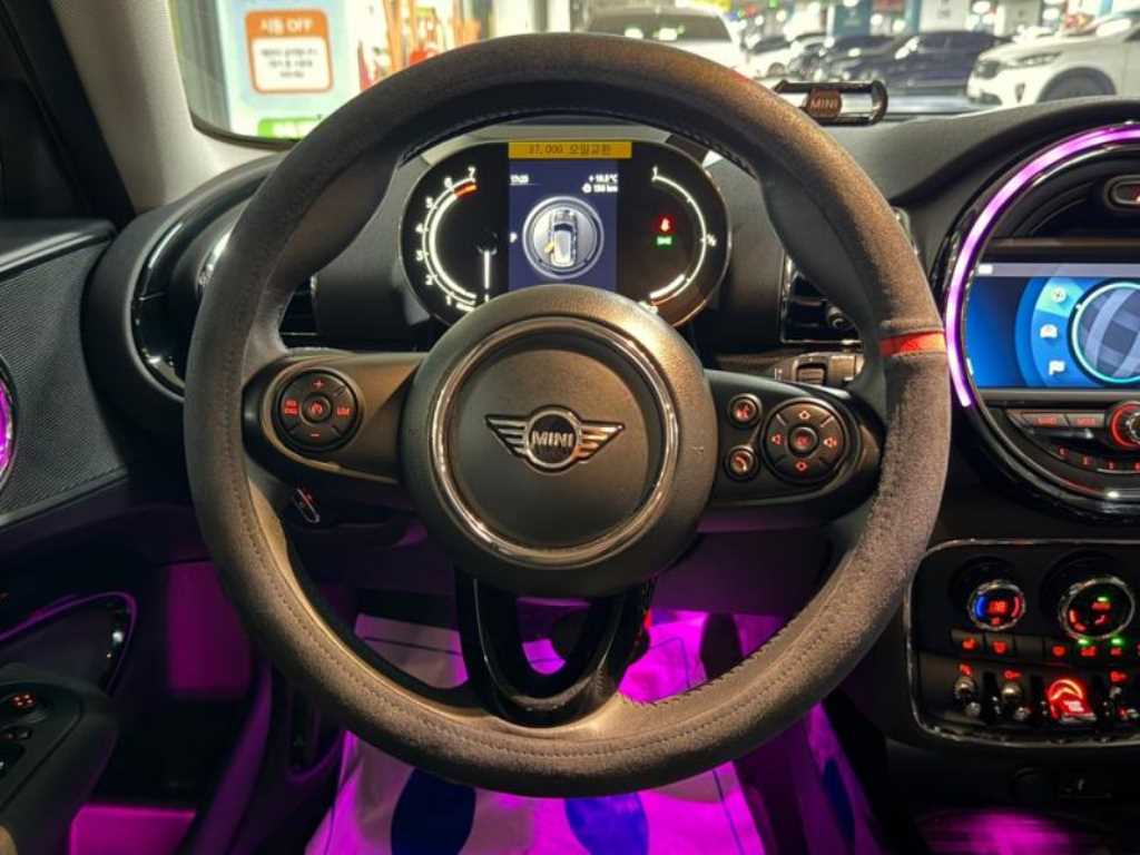 Mini Clubman - Vista 8
