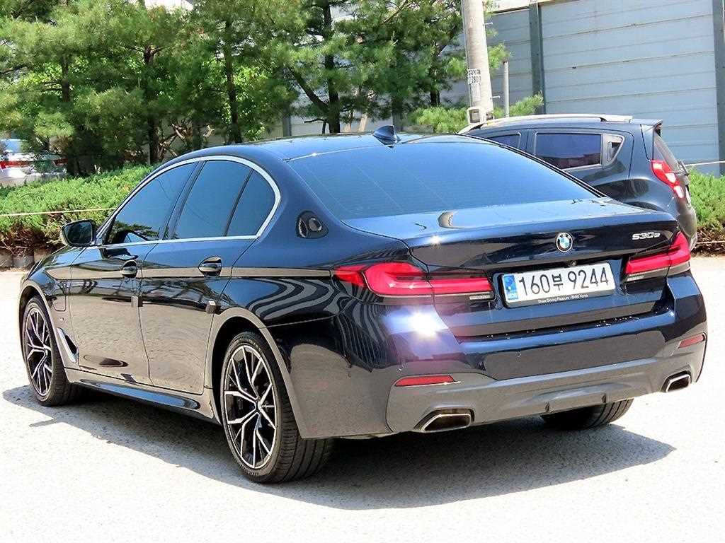 BMW 5 Series - Vista 3