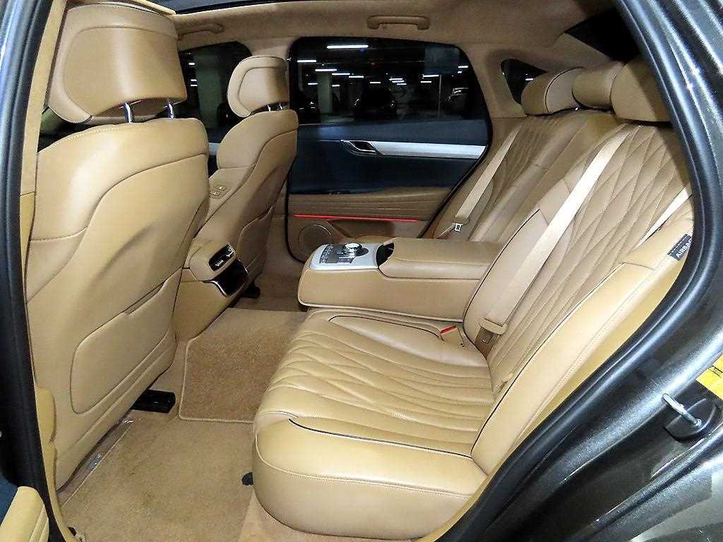 Genesis G80 - Vista 7