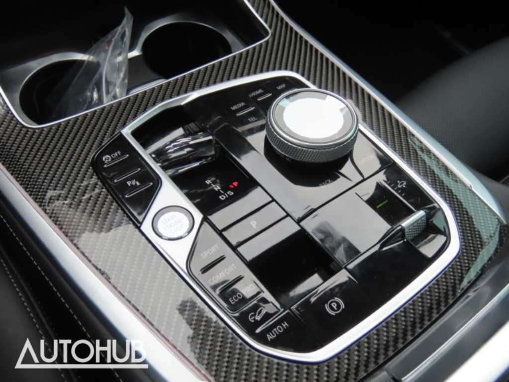 BMW X7 - Vista 6