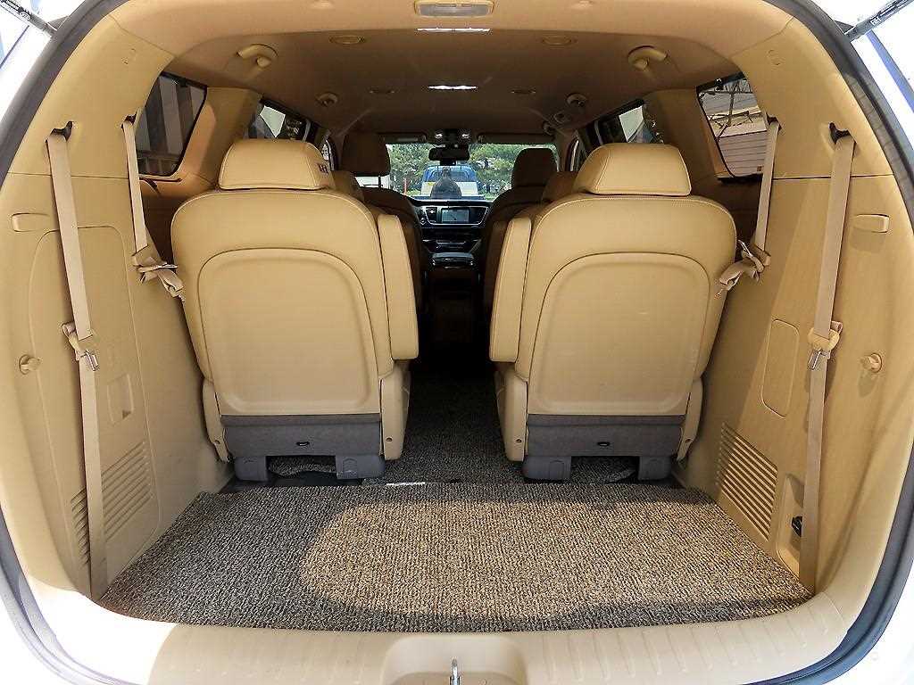 KIA Carnival 2019 Blanco - Importación desde Corea - HF Imports Iquique - Foto 17