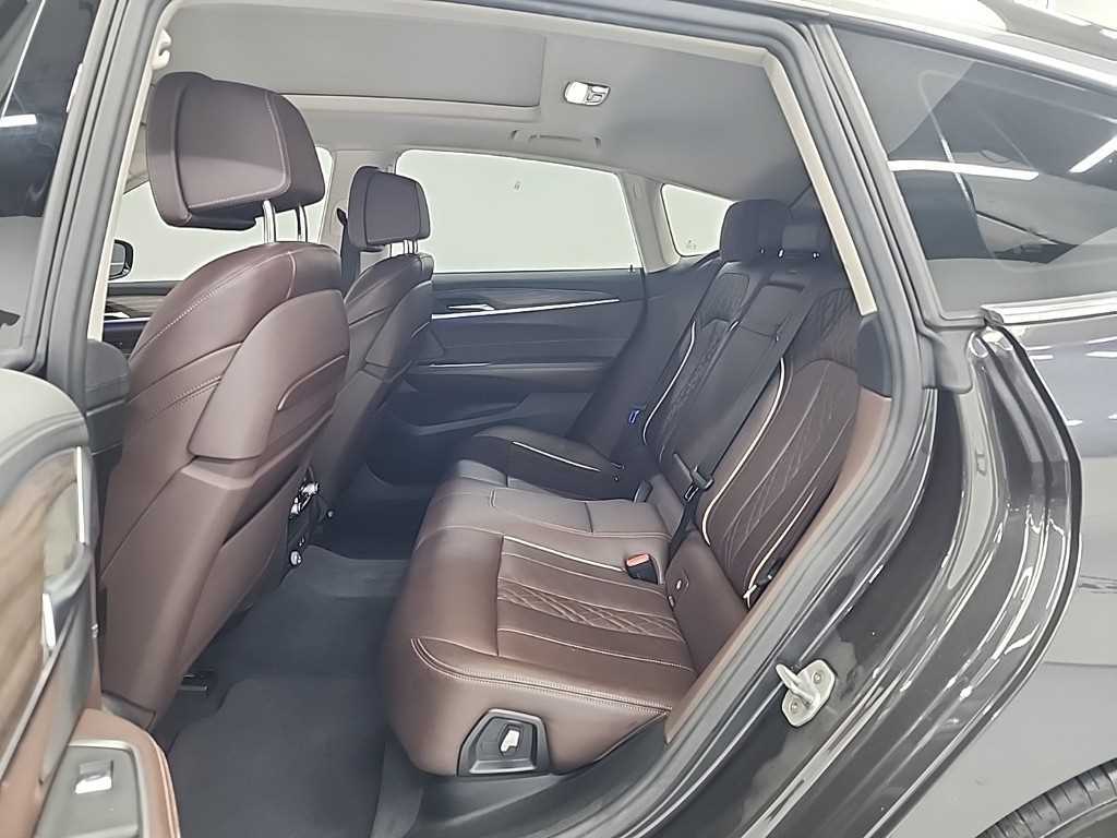 BMW Gran Turismo - Vista 12