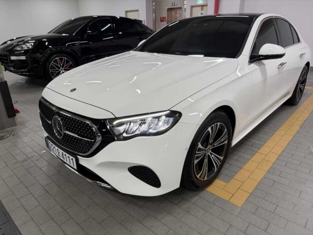 Mercedes Benz E class - Vista 2