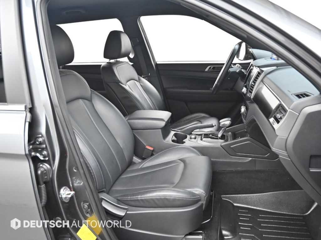 Ssangyong Rexton - Vista 10