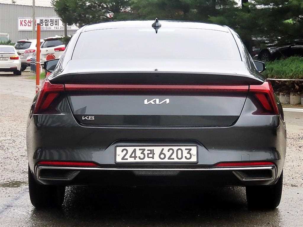 KIA K8 - Vista 4