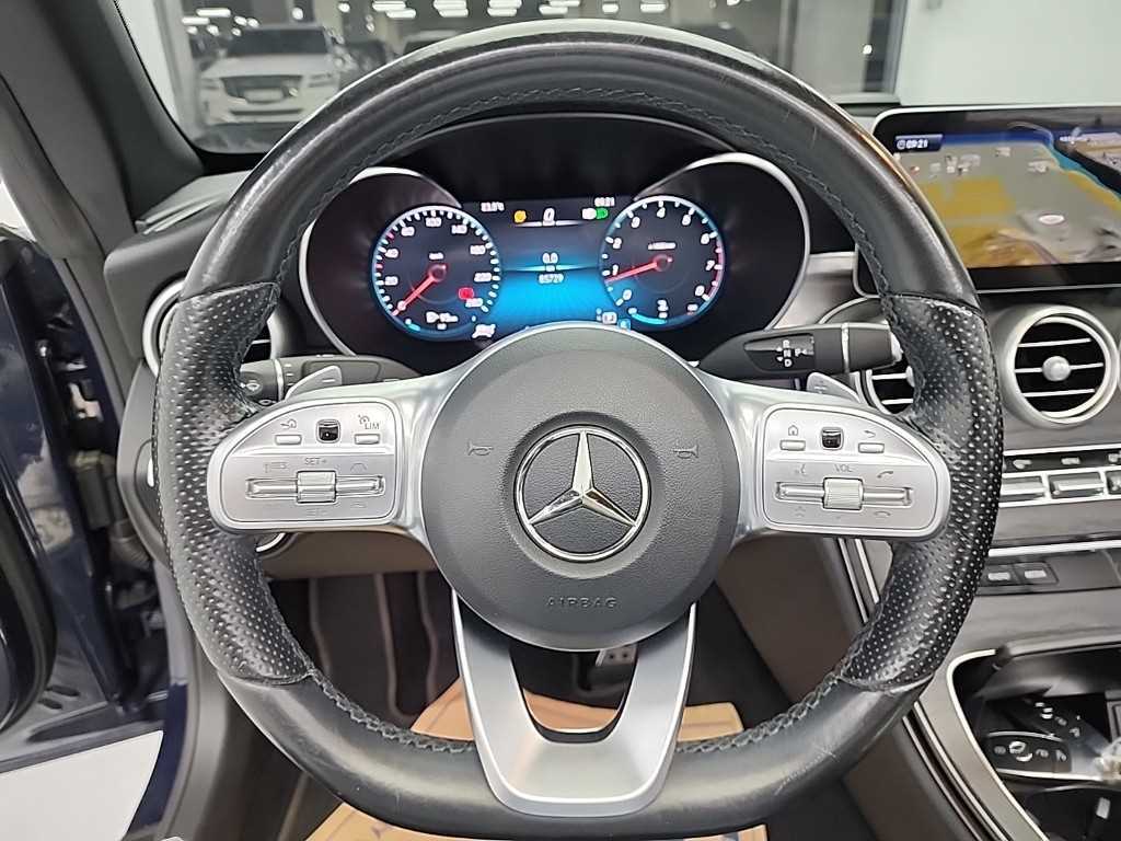 Mercedes Benz C Class - Vista 9