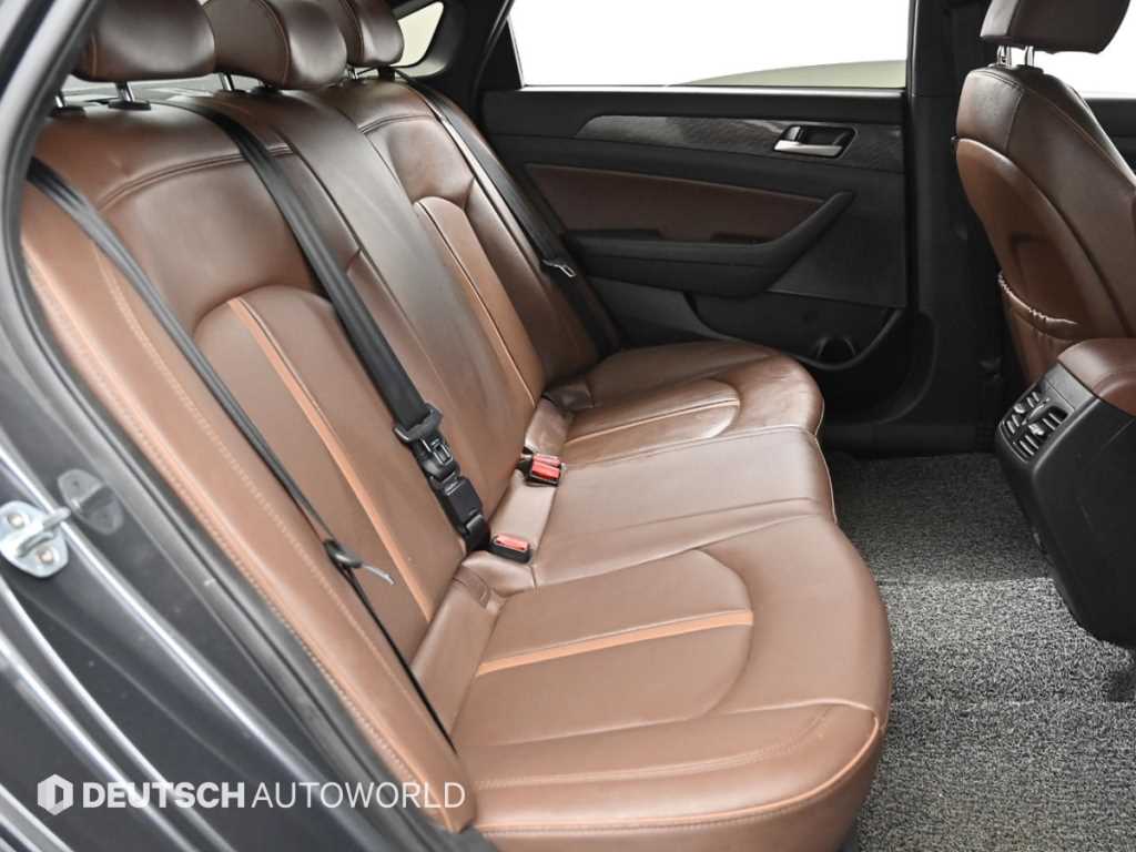 HYUNDAI Sonata - Vista 12