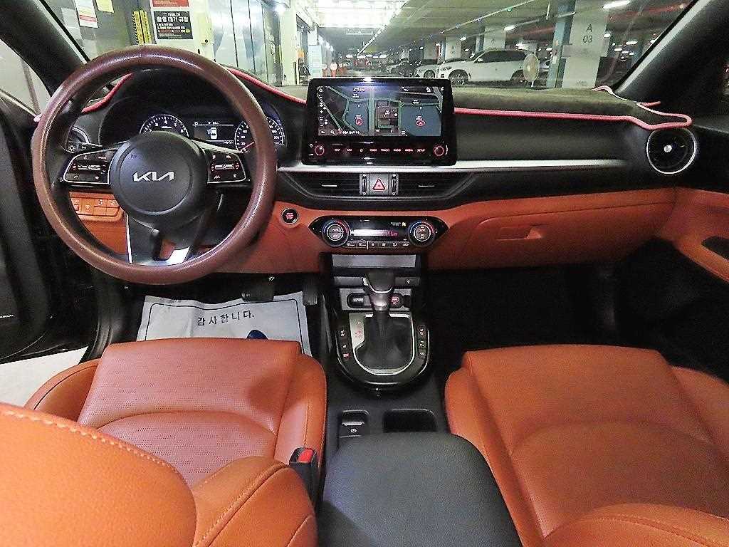 KIA K3 - Vista 10