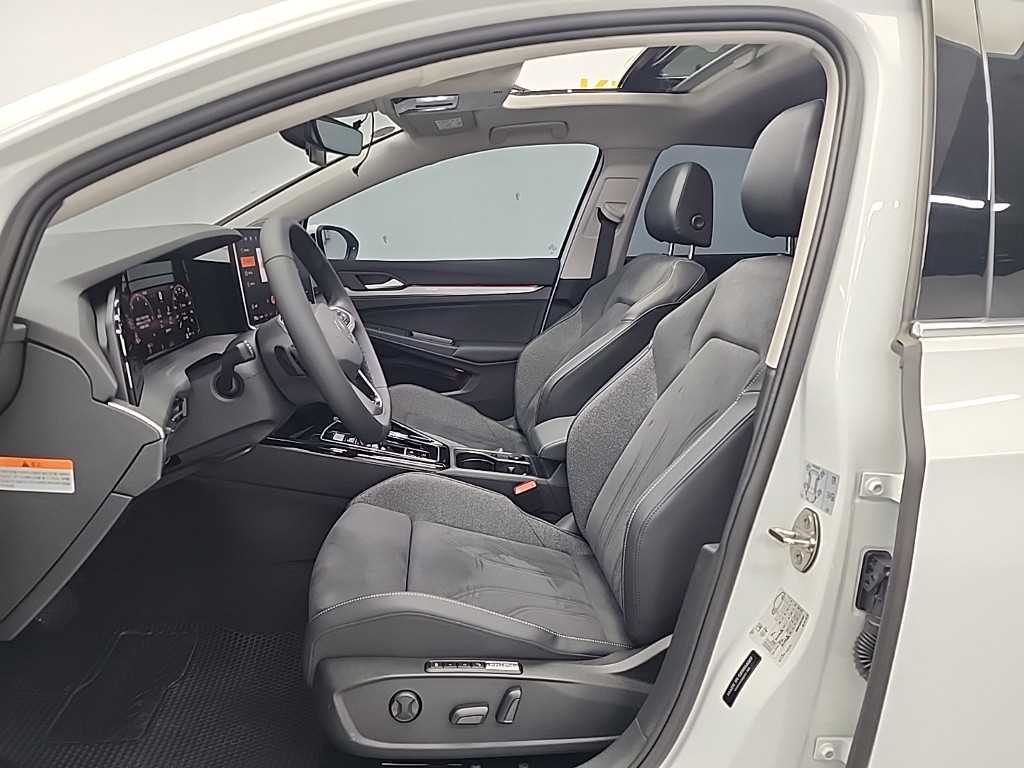Volkswagen Golf - Vista 12