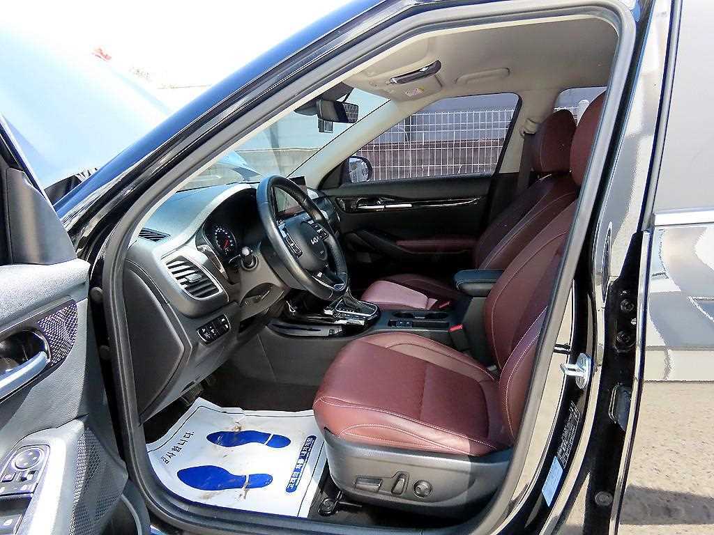 KIA Seltos - Vista 5
