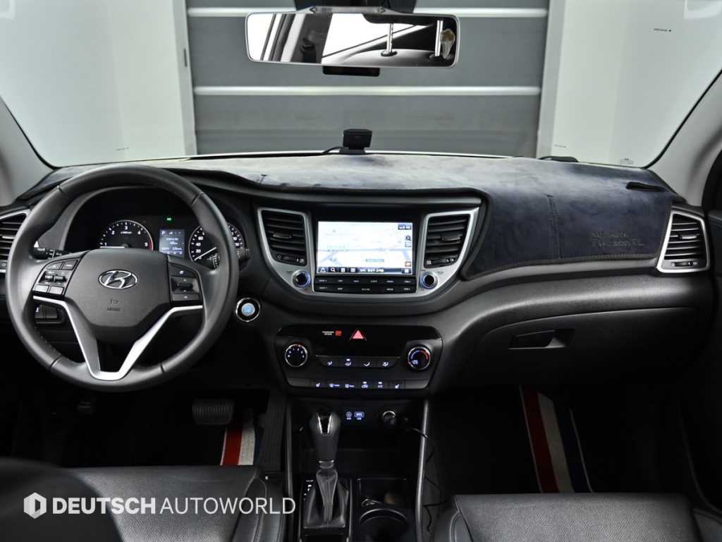 HYUNDAI Tucson - Vista 7