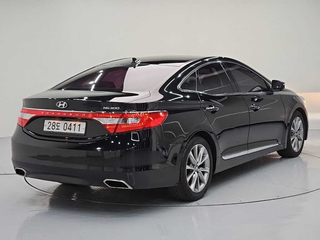 HYUNDAI Grandeur - Vista 4