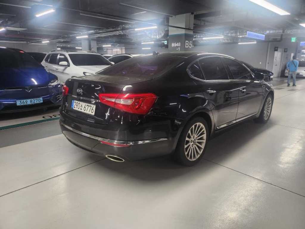 KIA K7 - Vista 5