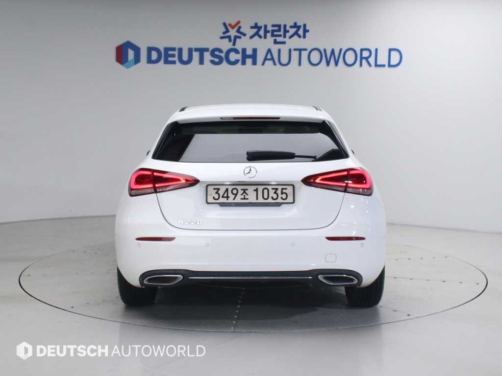 Mercedes Benz A Class - Vista 4