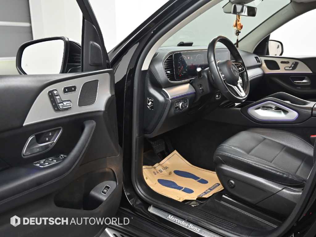 Mercedes Benz GLE Class - Vista 11