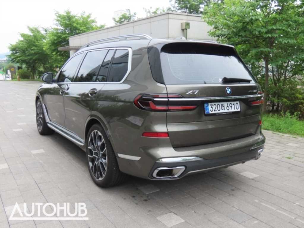 BMW X7 - Vista 4