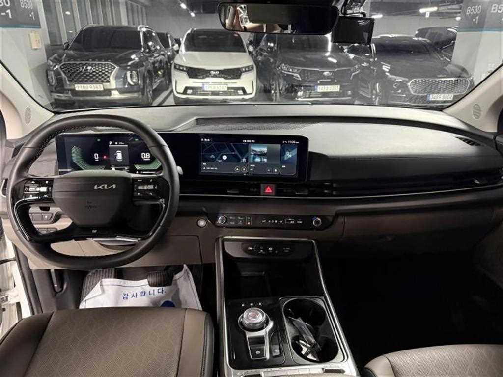 KIA Carnival - Vista 6