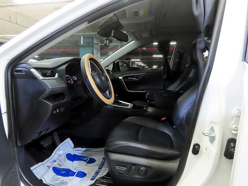 Toyota RAV4 - Vista 6