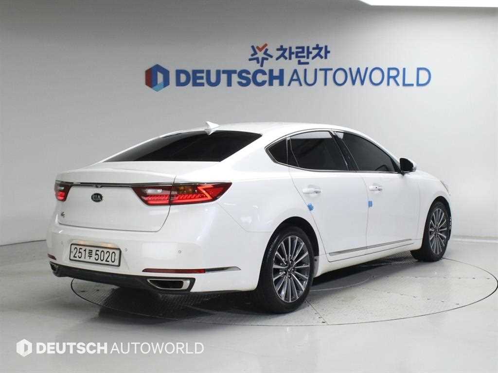 KIA K7 - Vista 2