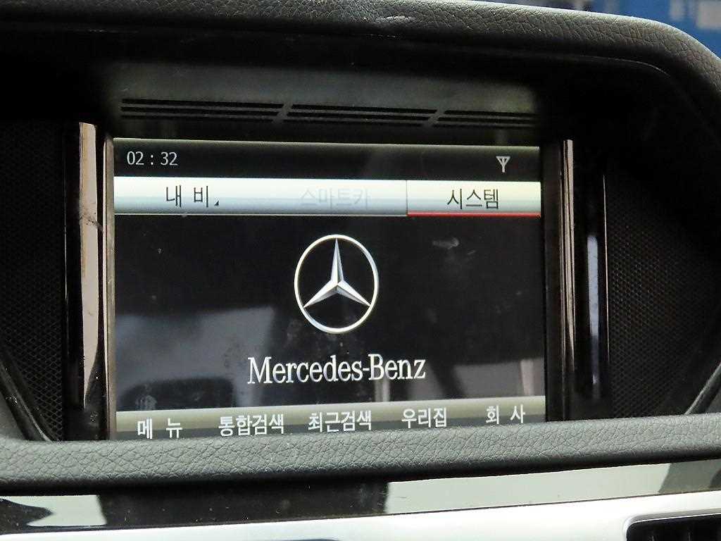 Mercedes Benz E class - Vista 9