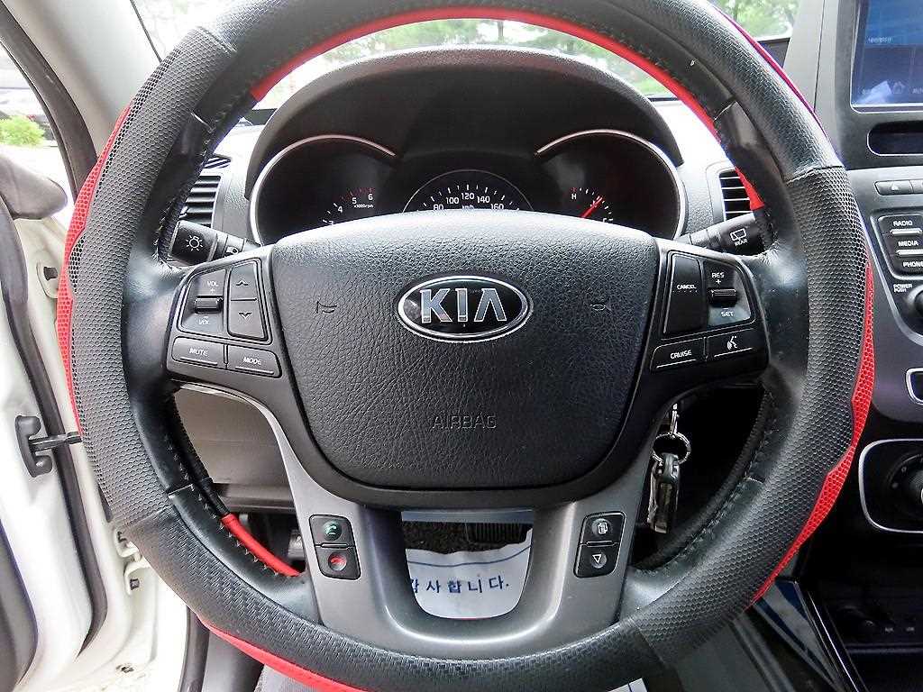 KIA Sorento - Vista 8