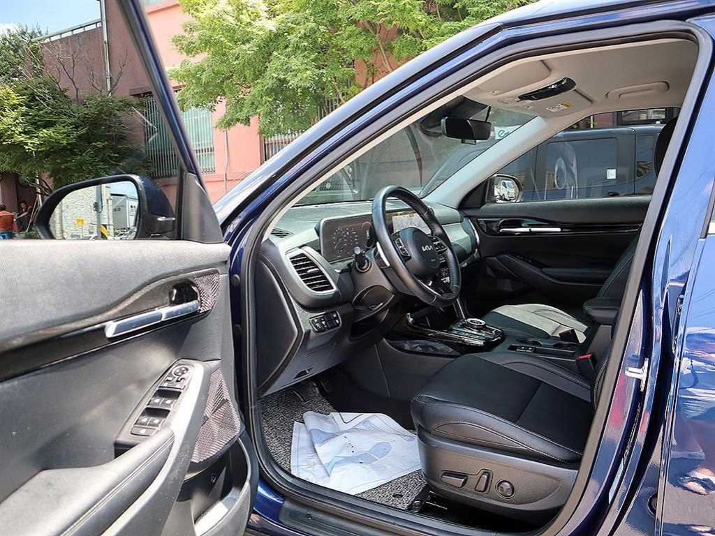 KIA Seltos - Vista 5