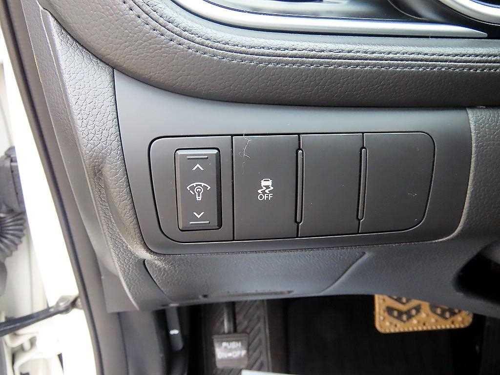 KIA K5 - Vista 12