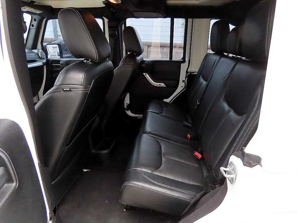 Jeep Wrangler - Vista 6