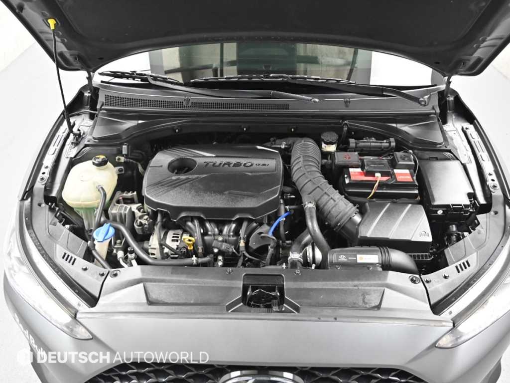 HYUNDAI Veloster - Vista 6
