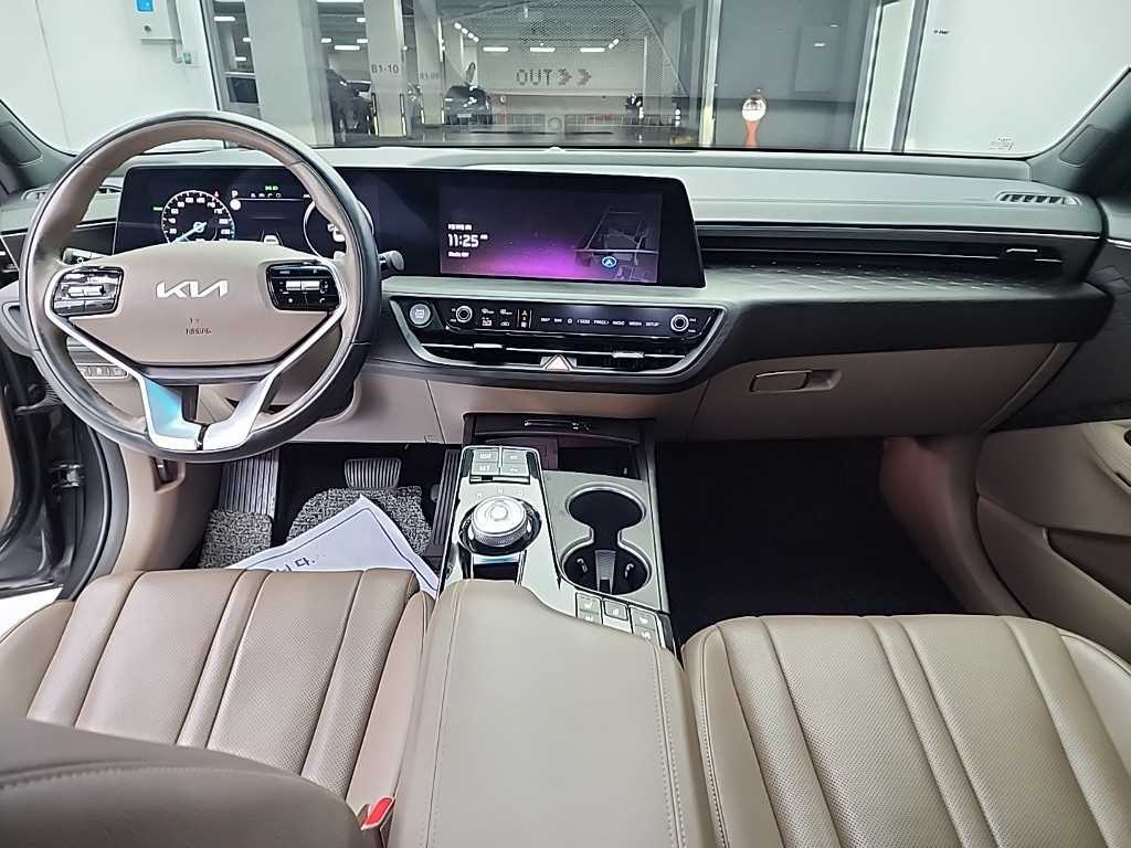 KIA K8 - Vista 7