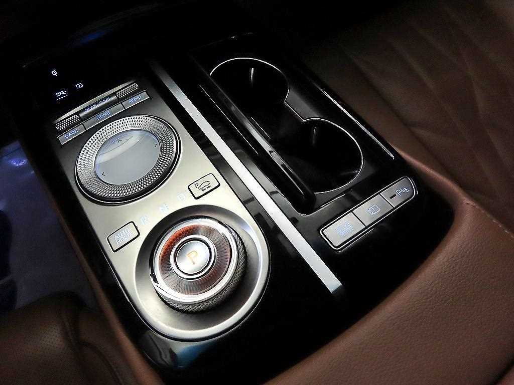 Genesis G80 - Vista 12