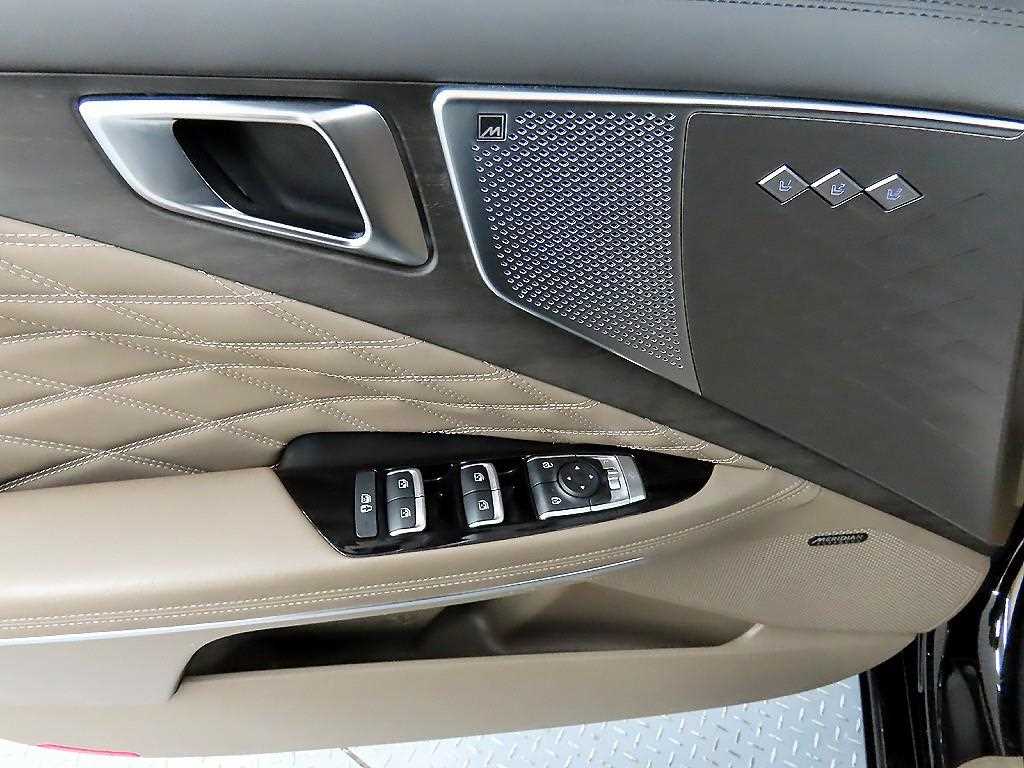 KIA K8 - Vista 11
