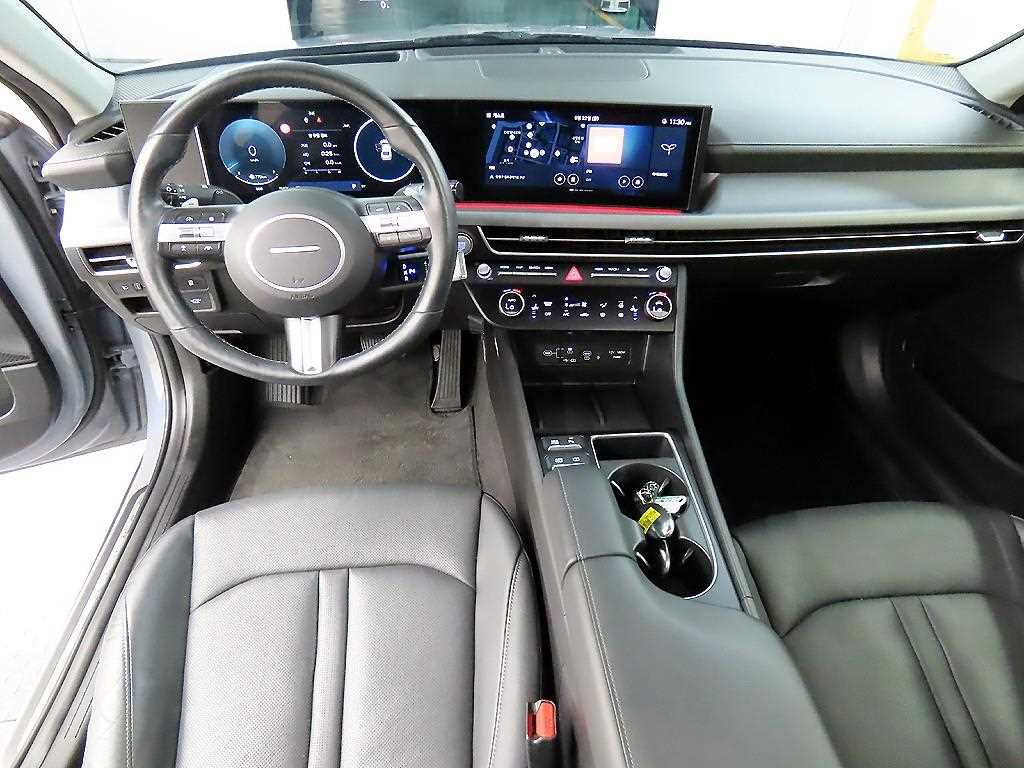 HYUNDAI Sonata - Vista 7