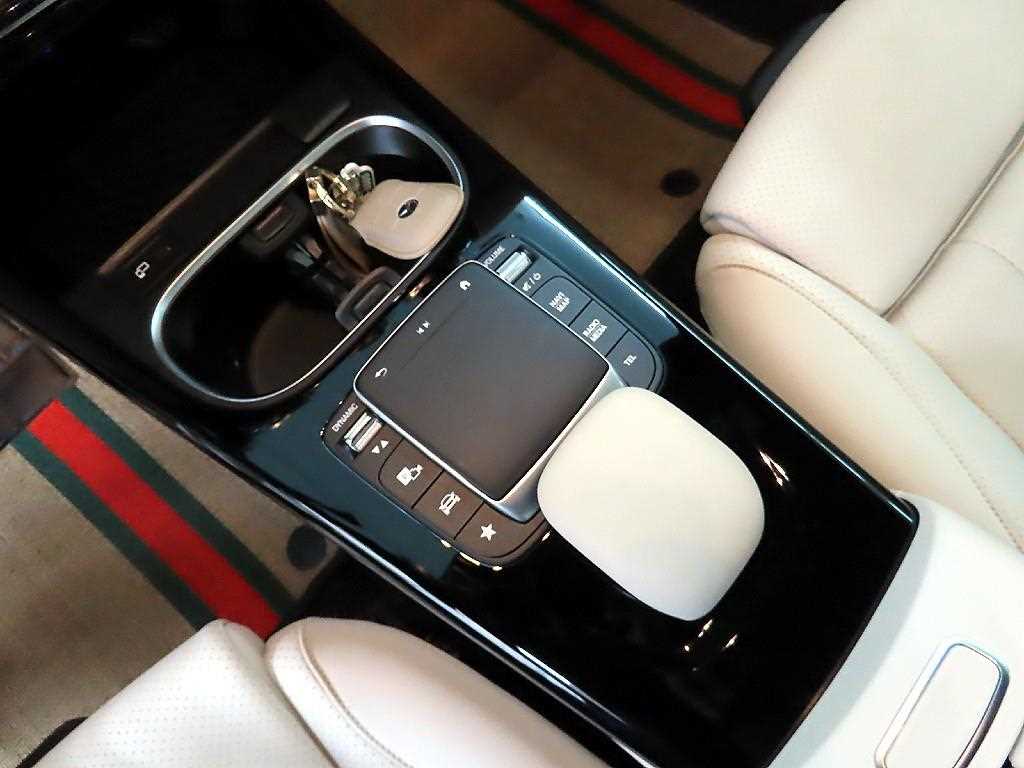 Mercedes Benz A Class 2021 Blanco - Importación desde Corea - HF Imports Iquique - Foto 13